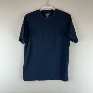 L.L. Bean Men’s Dark Blue Unshrinkable Traditional Fit Short Sleeve Tee Small